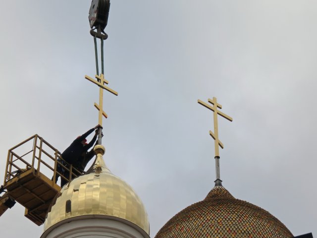 Освящение и установка крестов — фото 21
